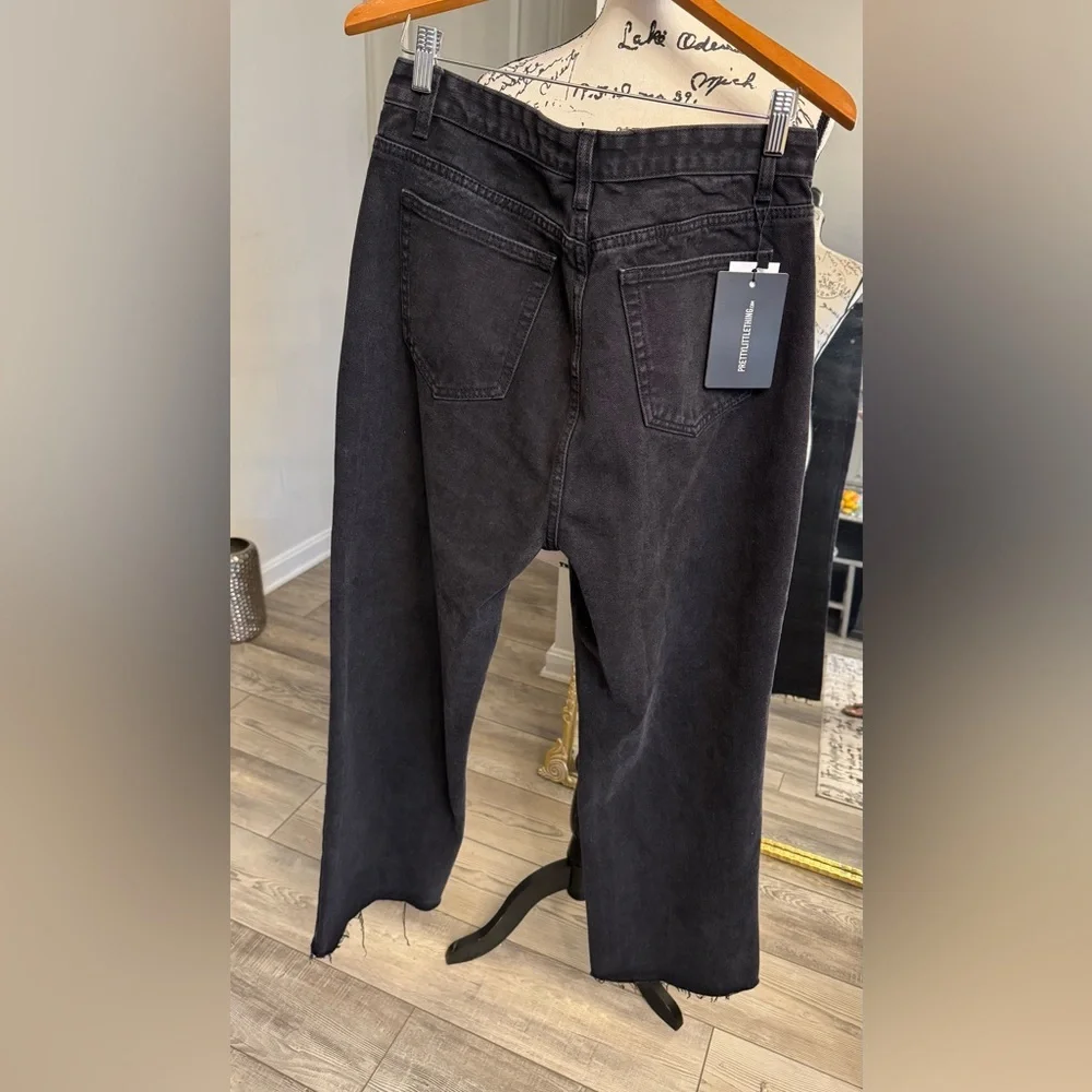 PrettyLittleThing Charcoal Denim Pants - Picture 5 of 10